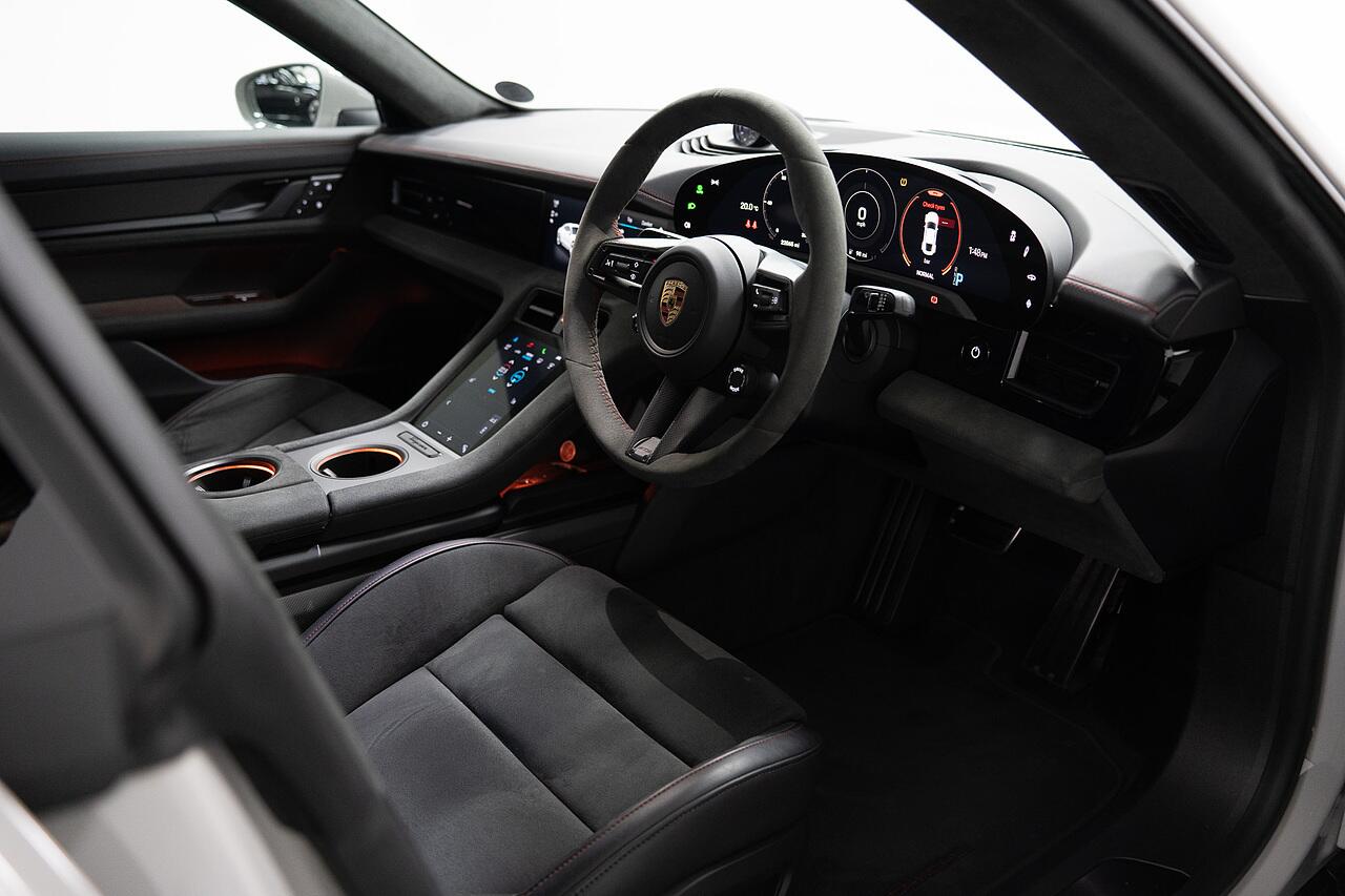 Porsche Taycan view 6