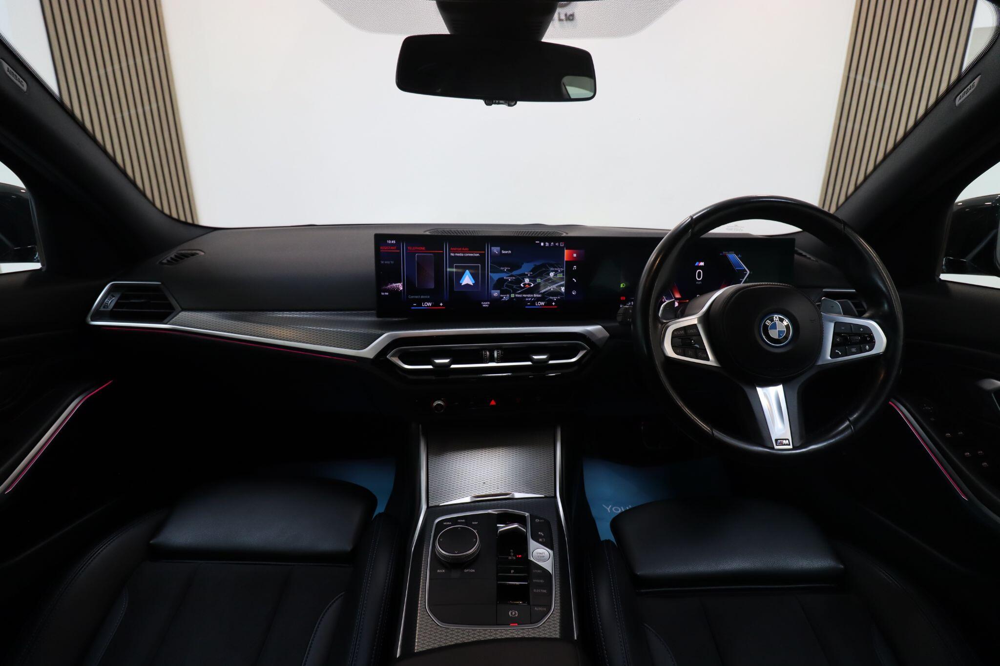 BMW 3 Series view 45