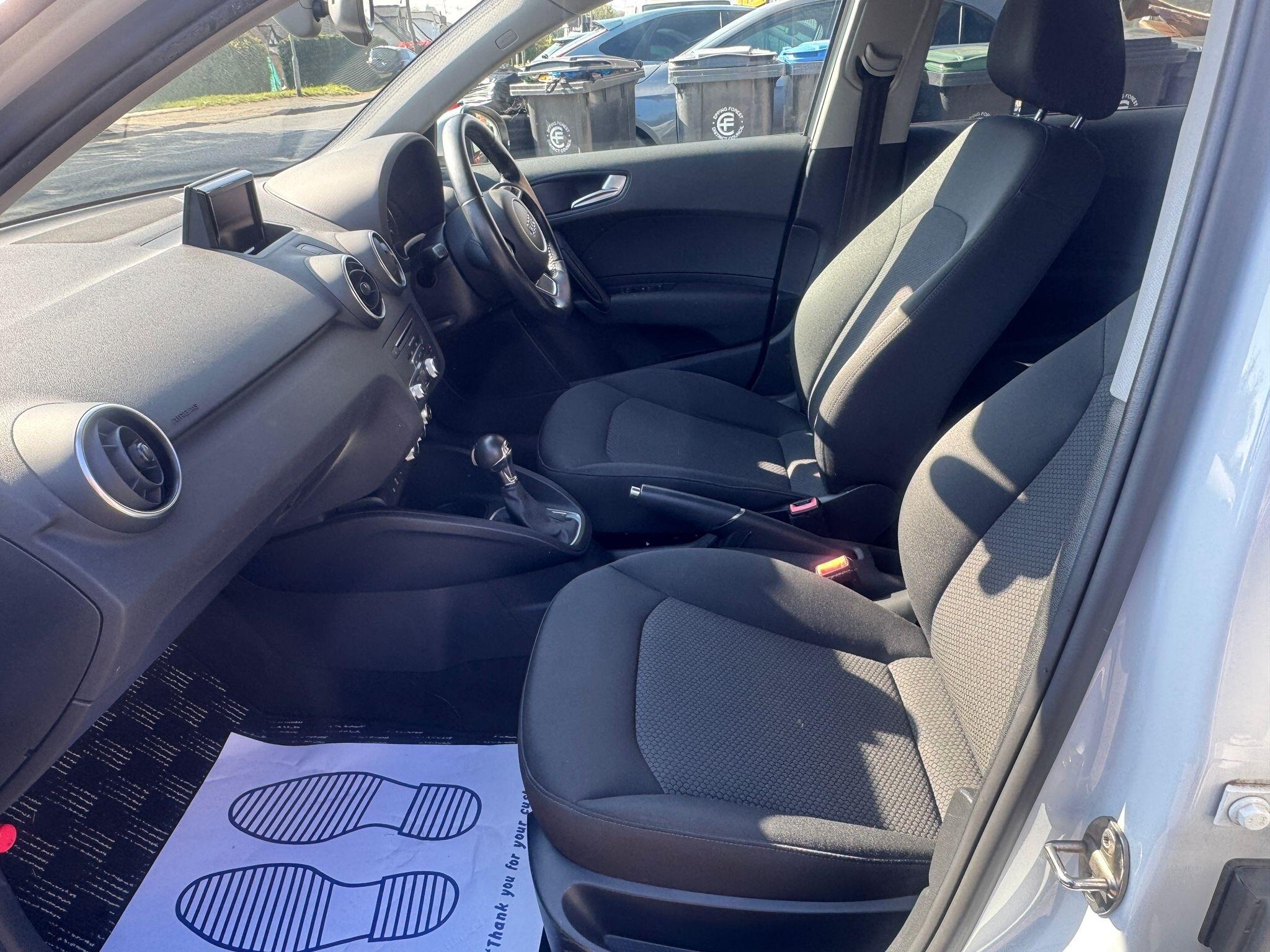 Audi A1 view 29