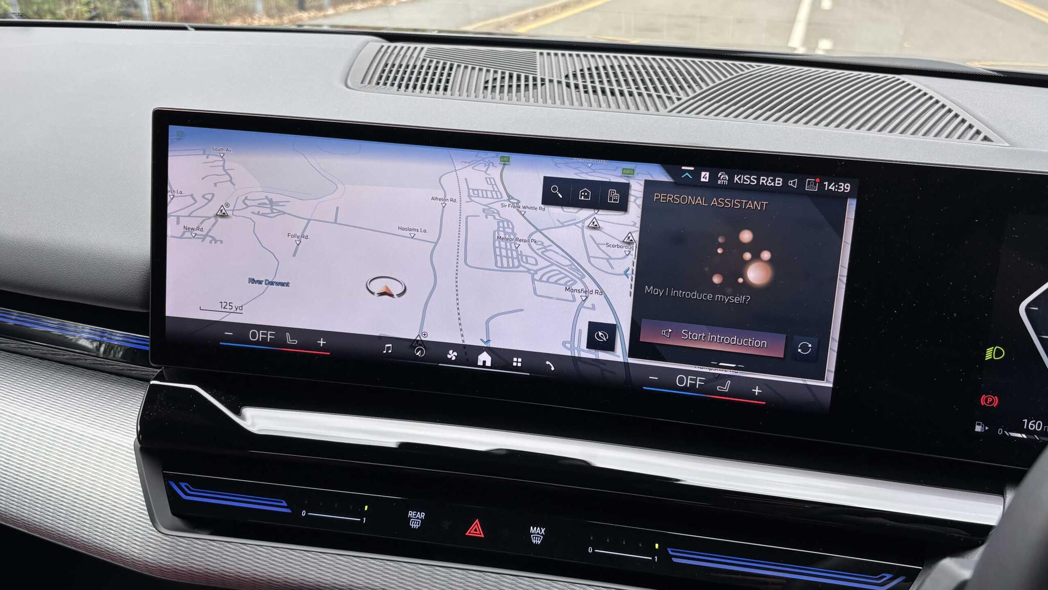 BMW 5 Series view 15