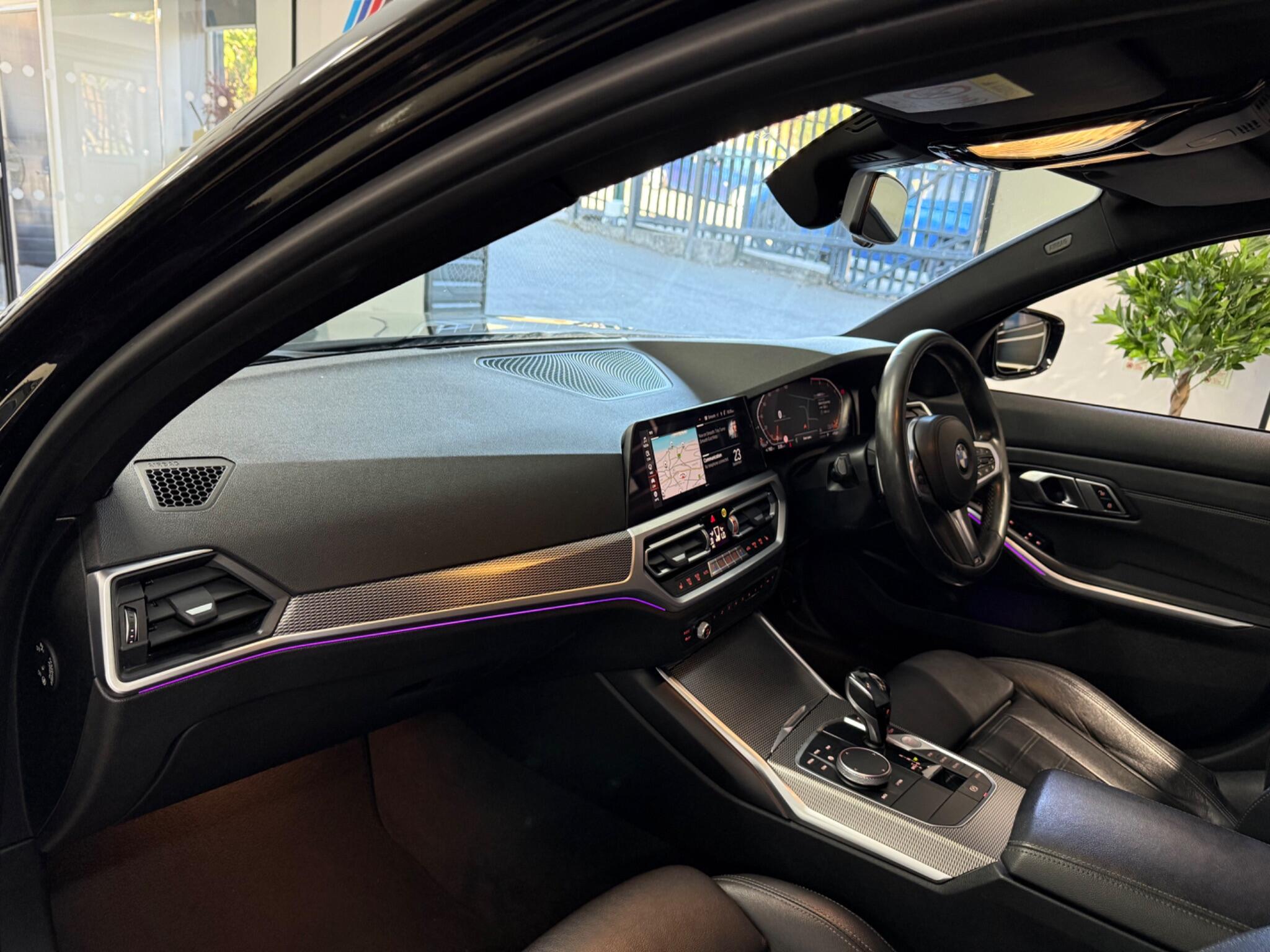 BMW 3 Series view 30