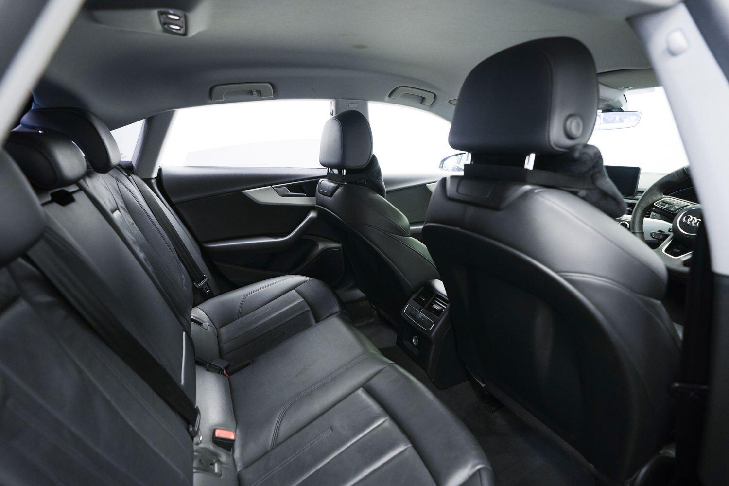 Audi A5 view 12