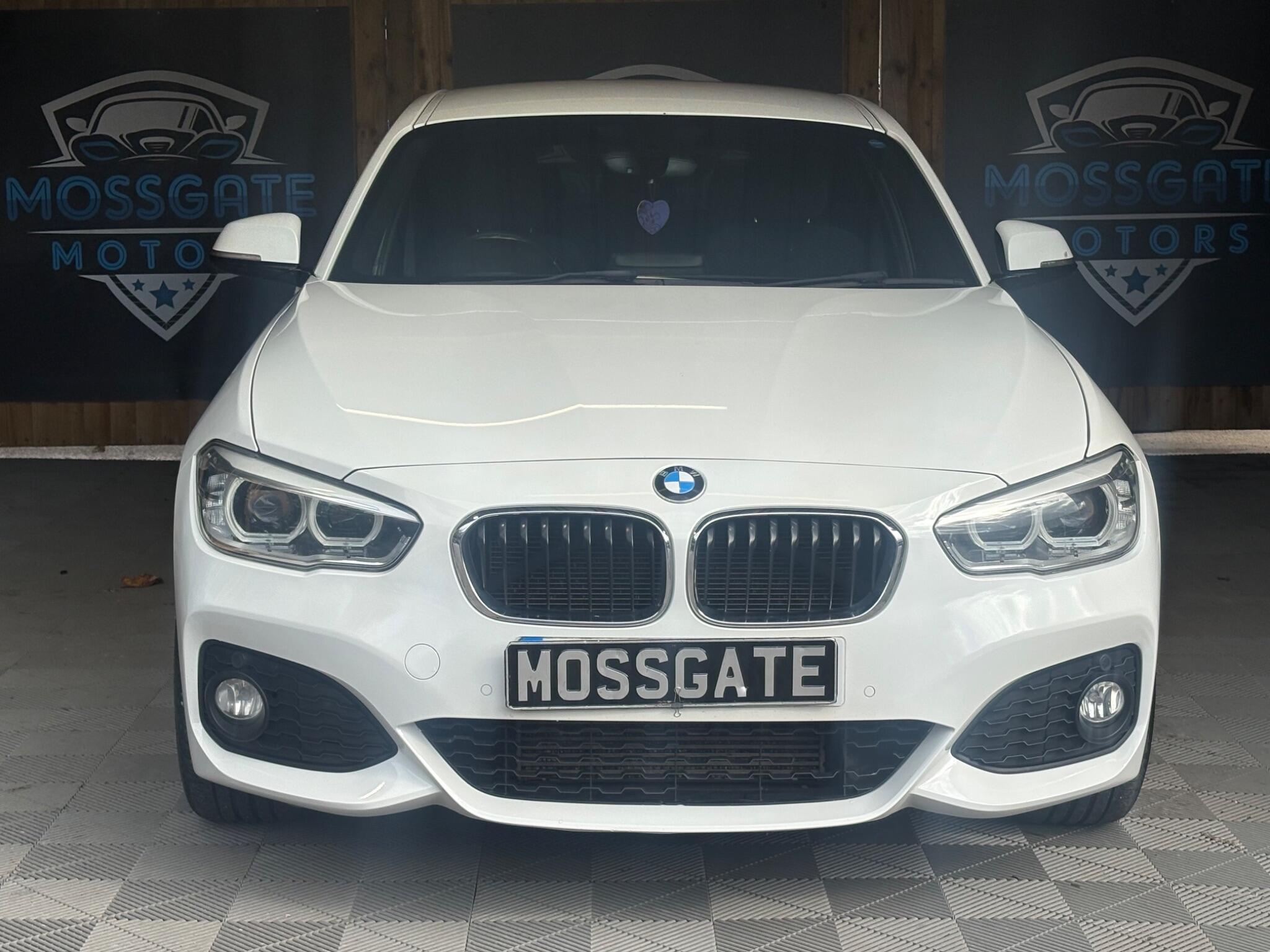 BMW 1 Series view 4