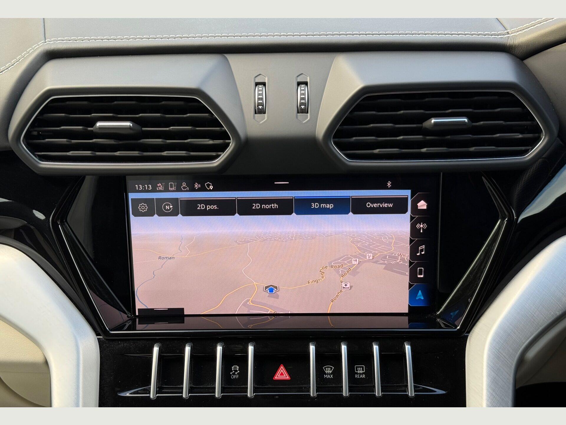 Lamborghini Urus view 67