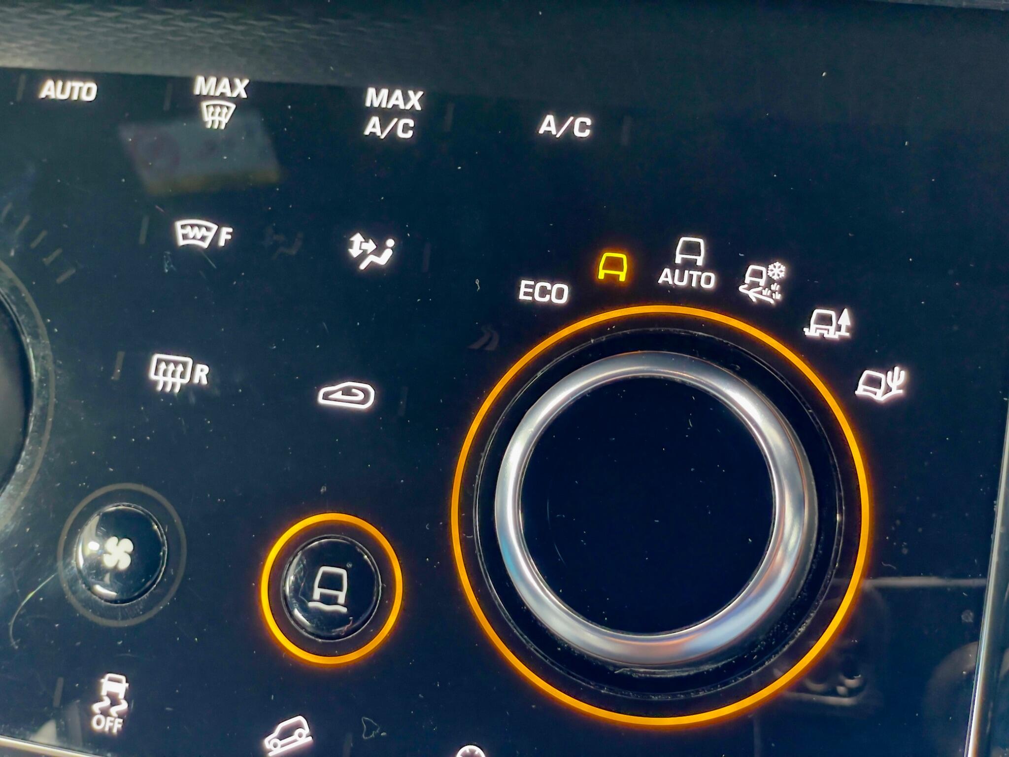 Land Rover Range Rover Evoque view 61