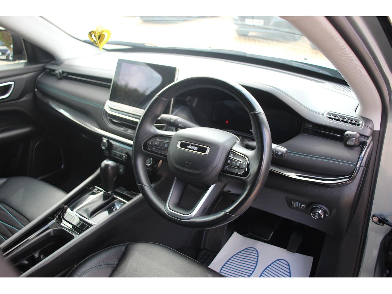 Jeep Compass view 13
