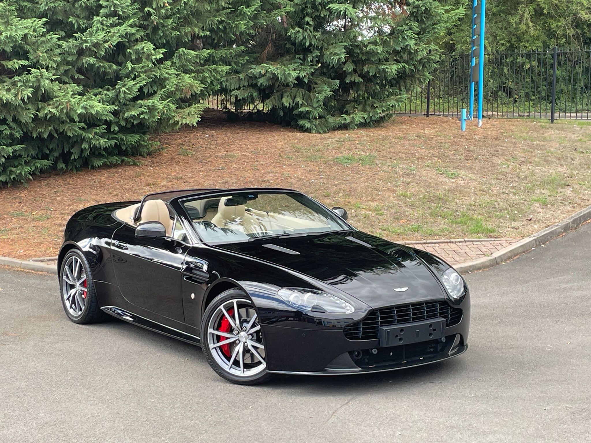 Aston Martin Vantage view 18