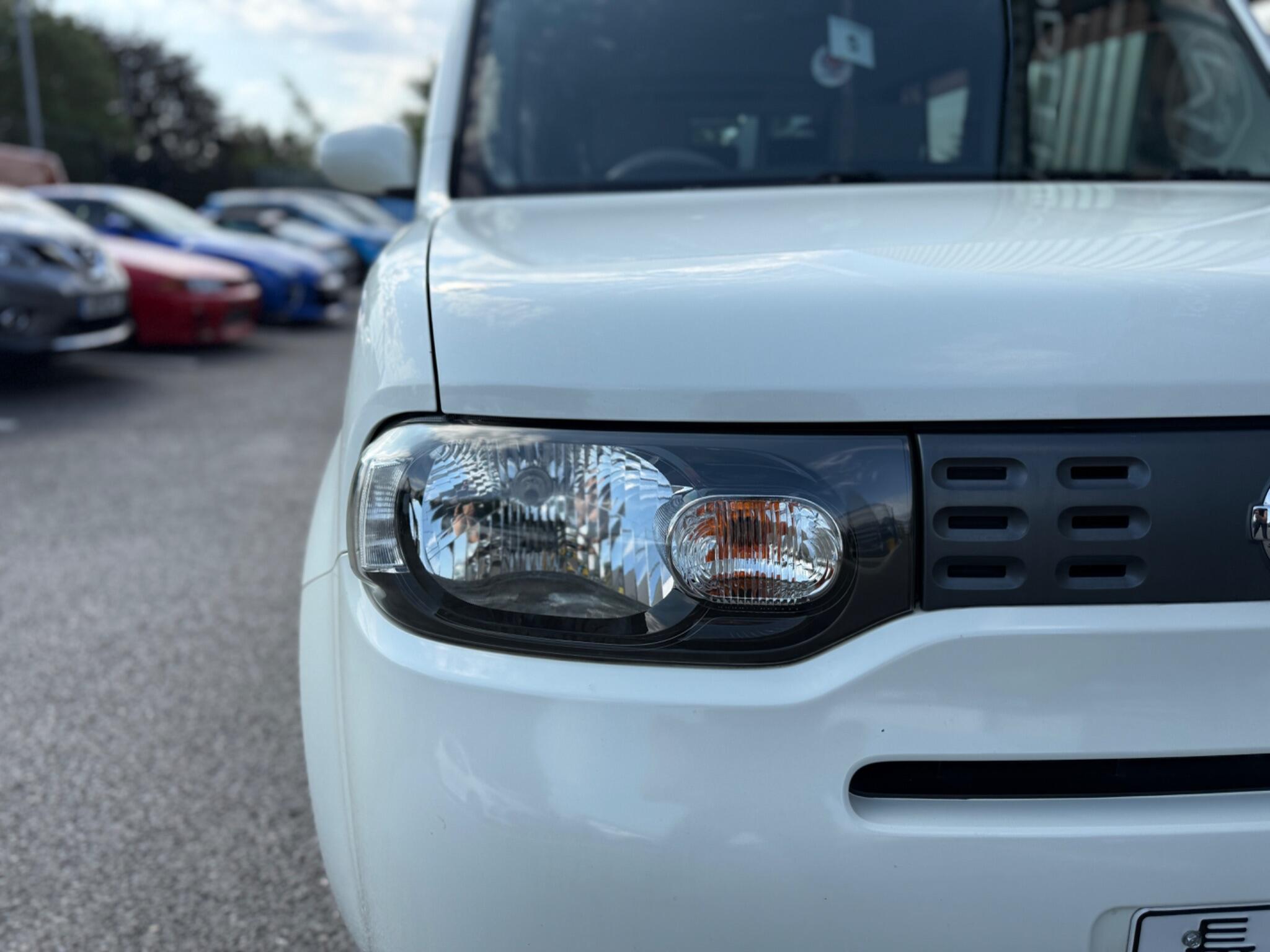 Nissan Cube view 15