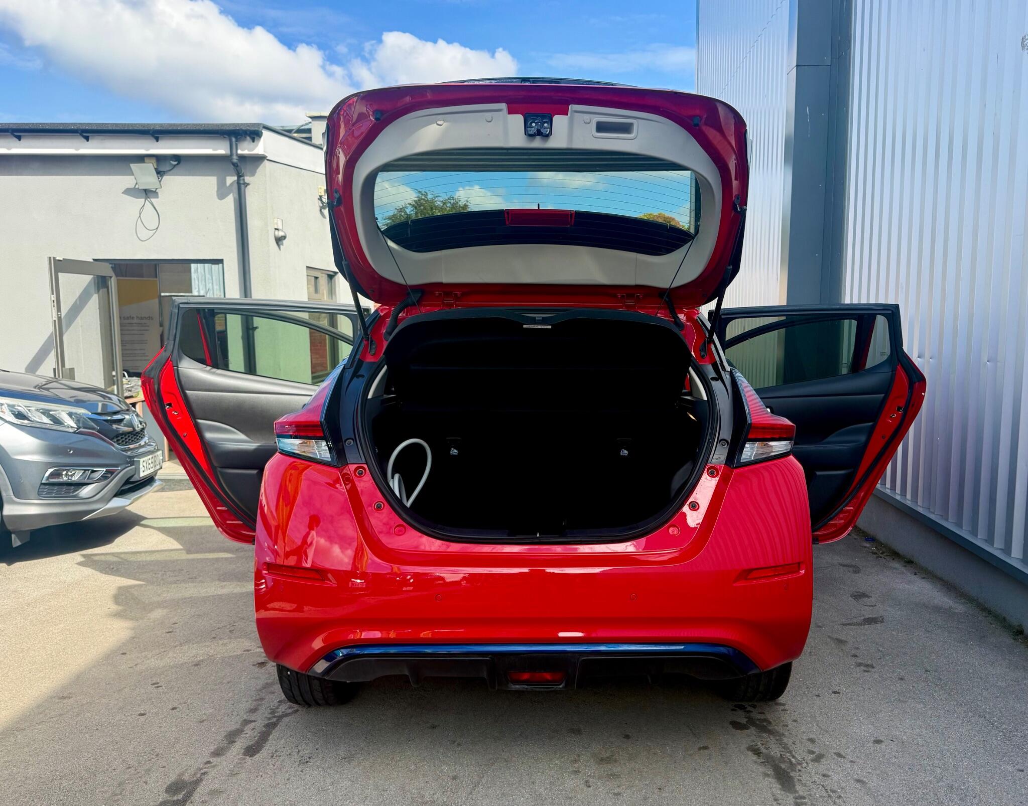 Nissan Leaf view 23