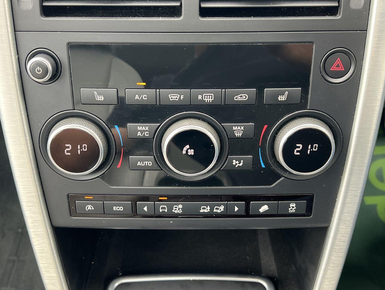 Land Rover Discovery Sport view 43