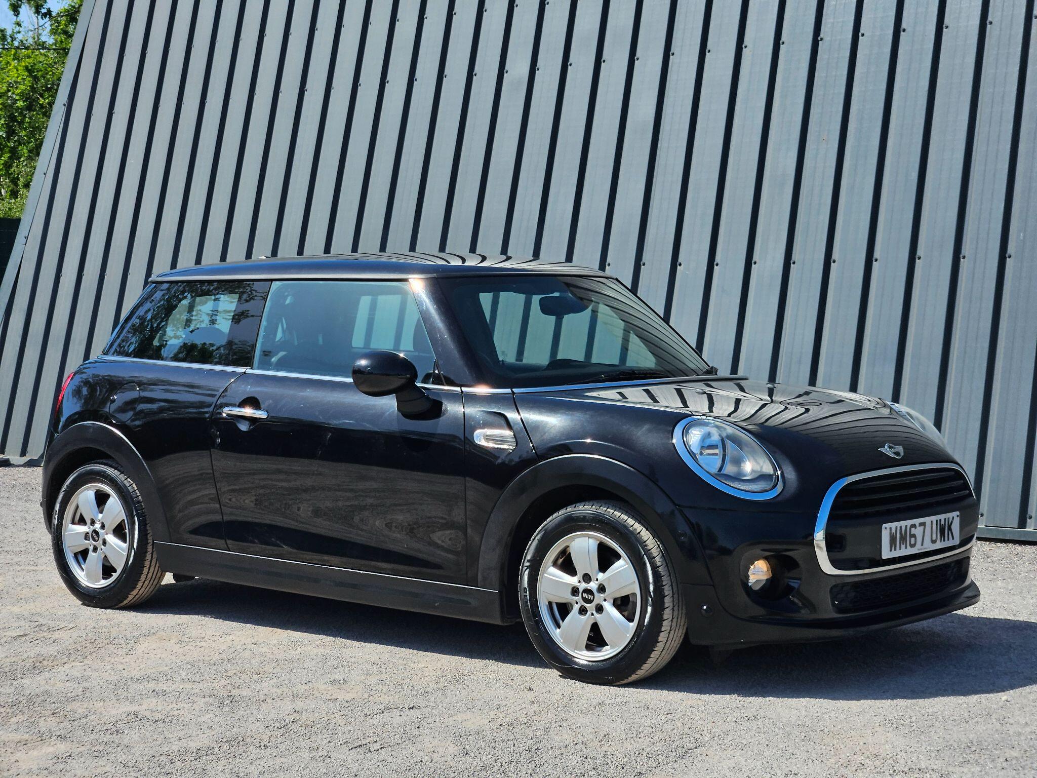 2018 MINI Hatch image 6