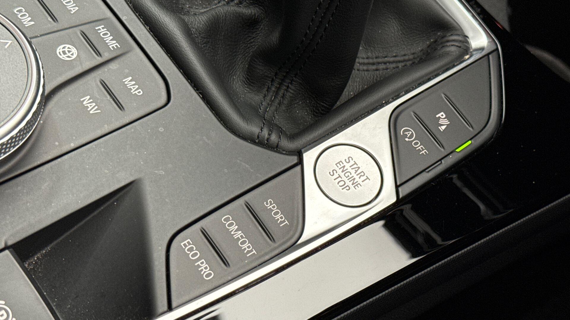 BMW 1 Series view 19