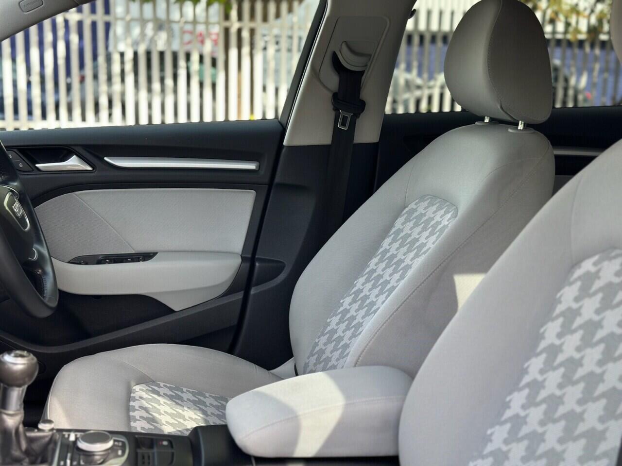 Audi A3 view 16