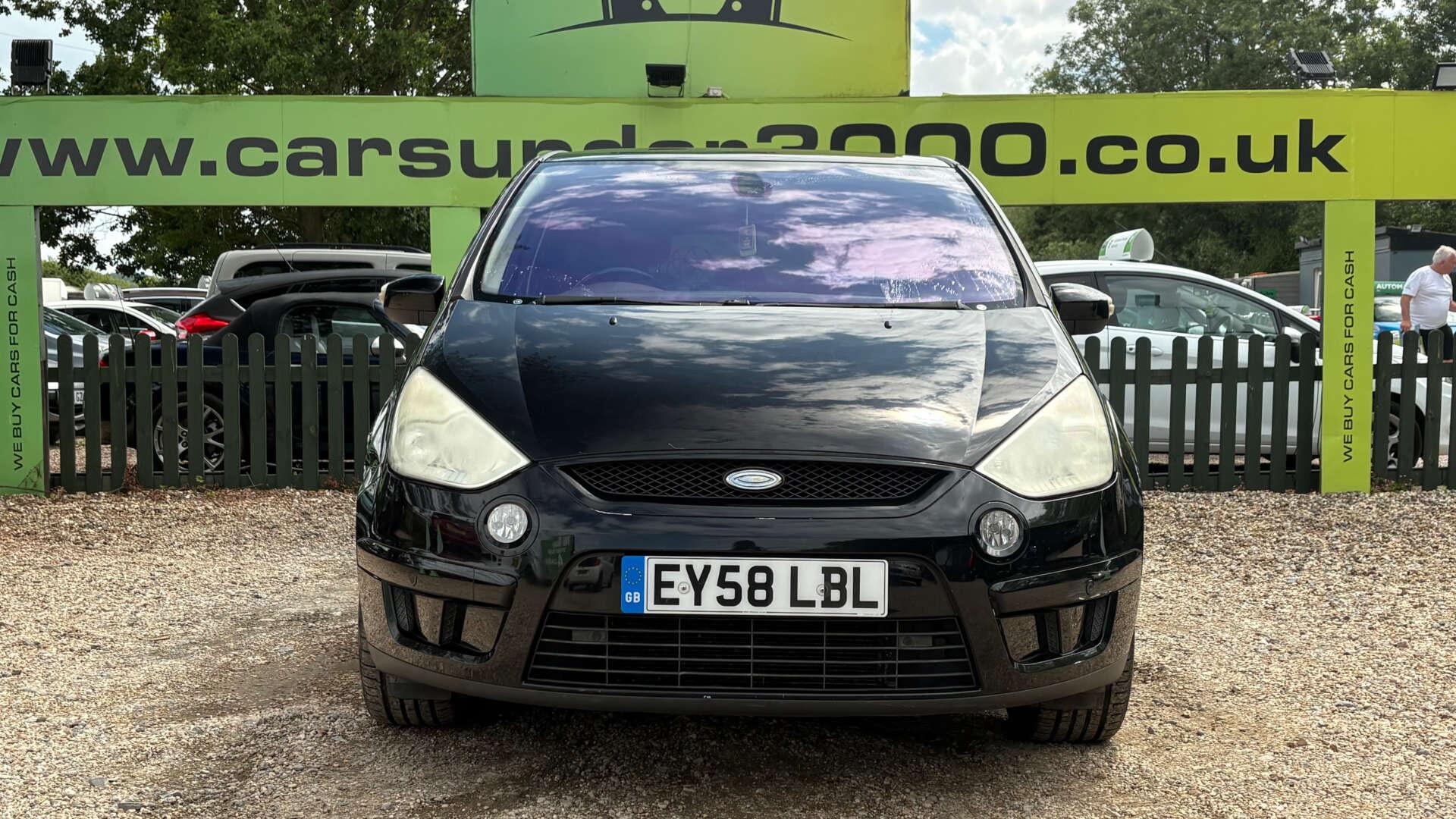 Ford S-Max view 2