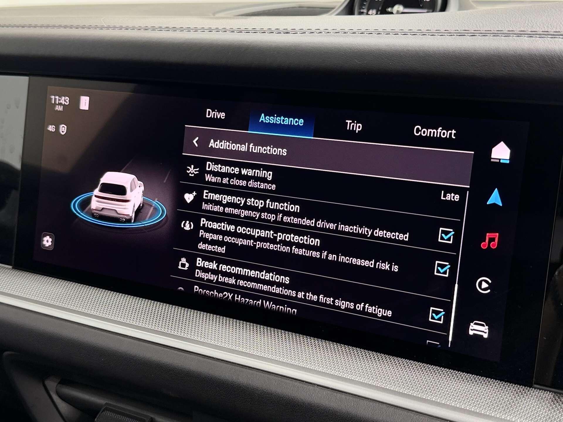 Porsche Cayenne view 55
