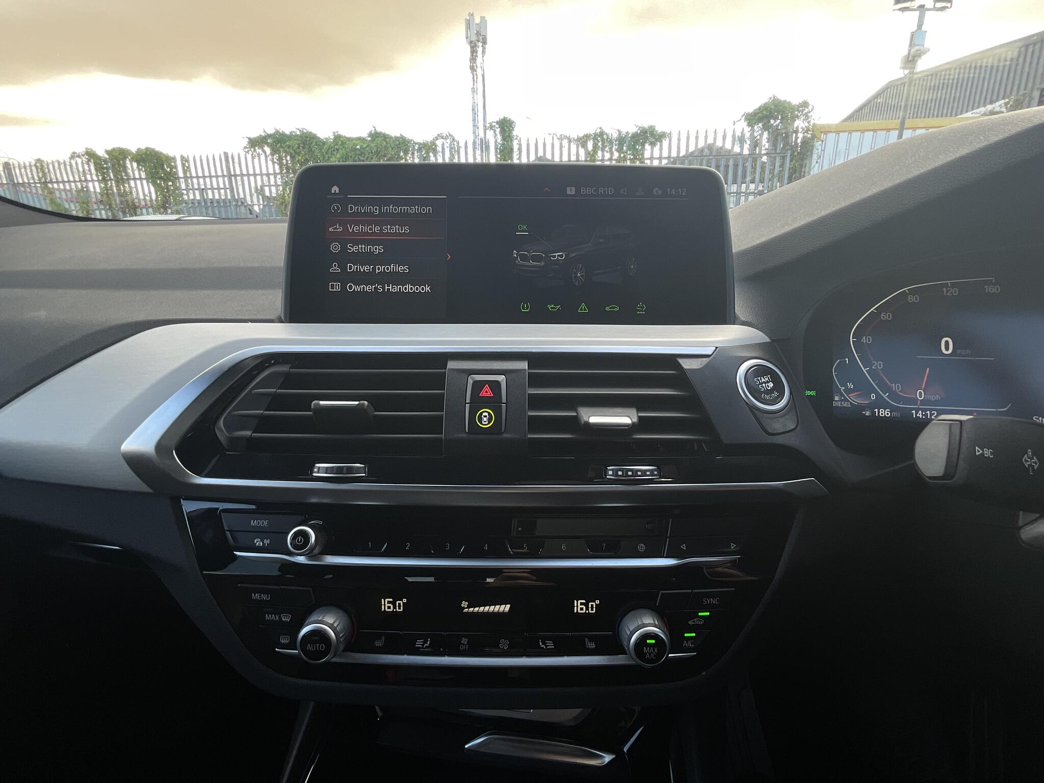 BMW X3 view 22