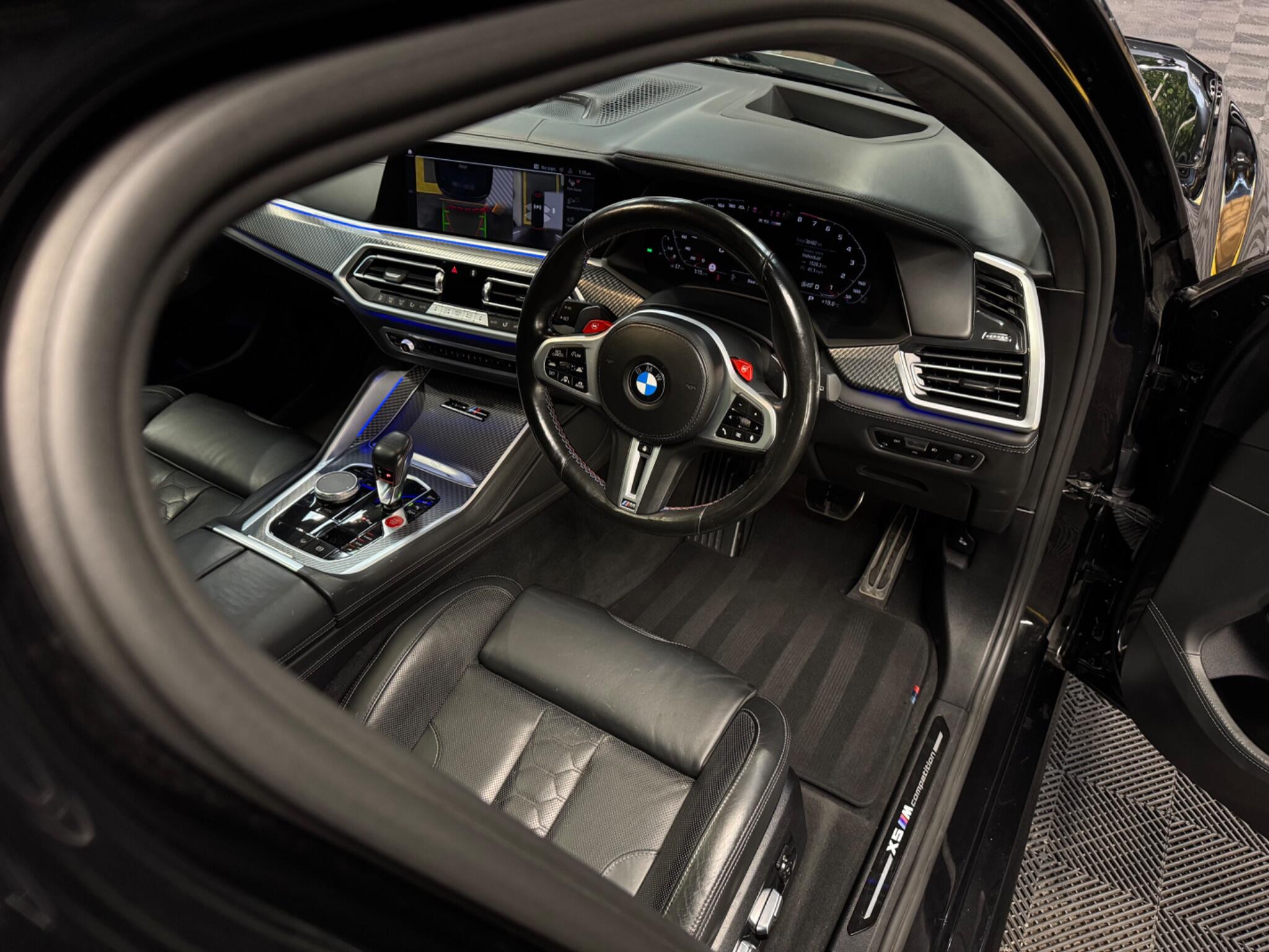 BMW X5 M view 15