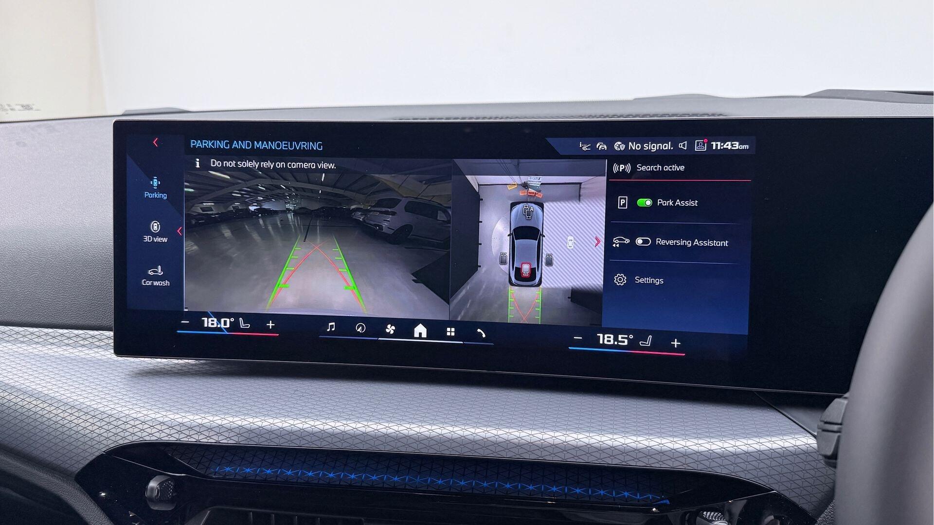 BMW I4 view 25