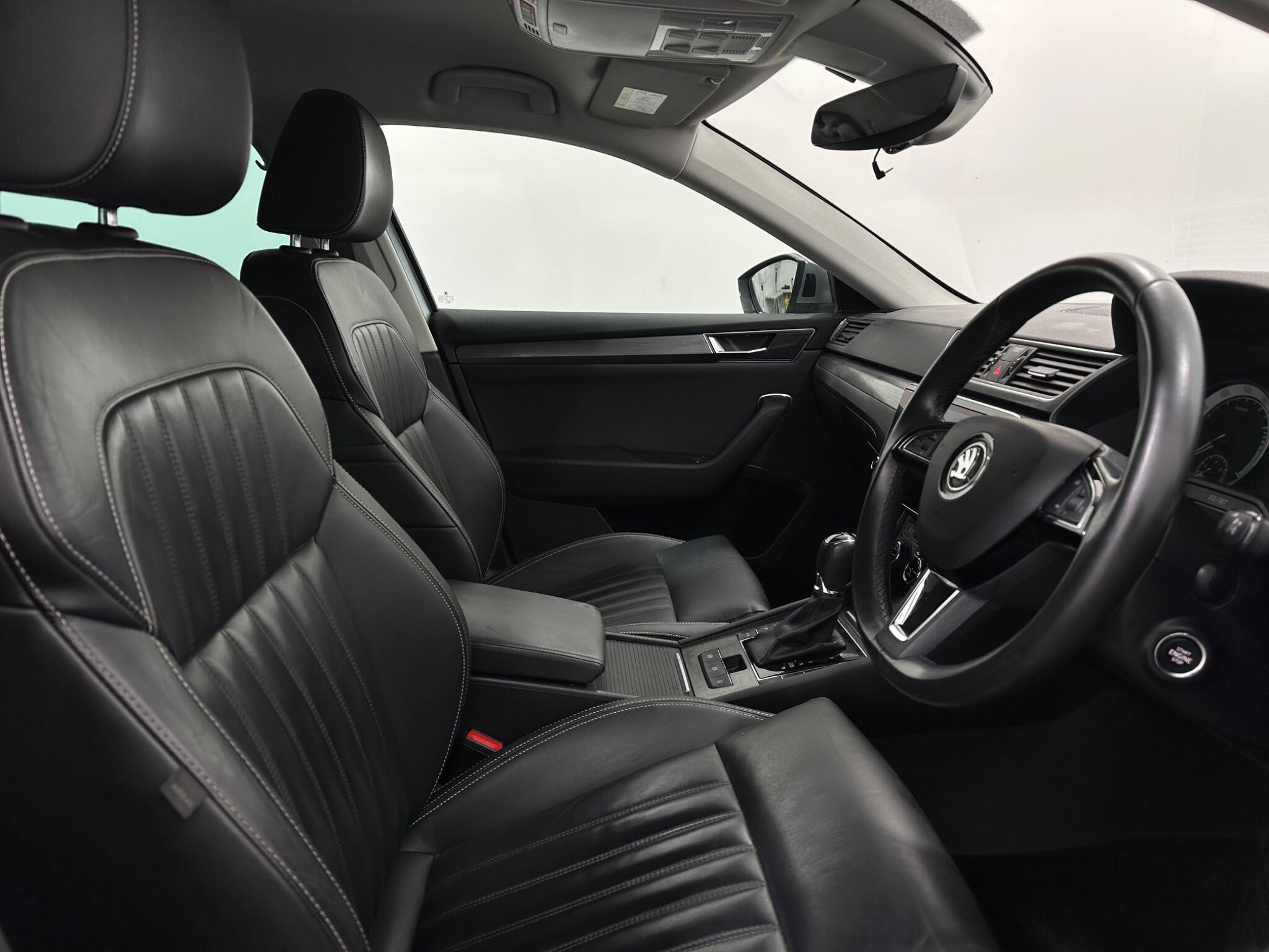 Skoda Superb view 32