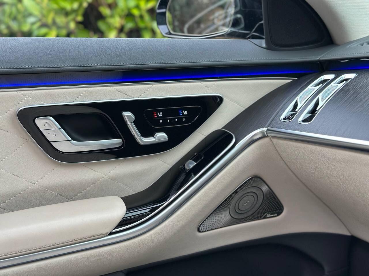 Mercedes-Benz S-Class view 60