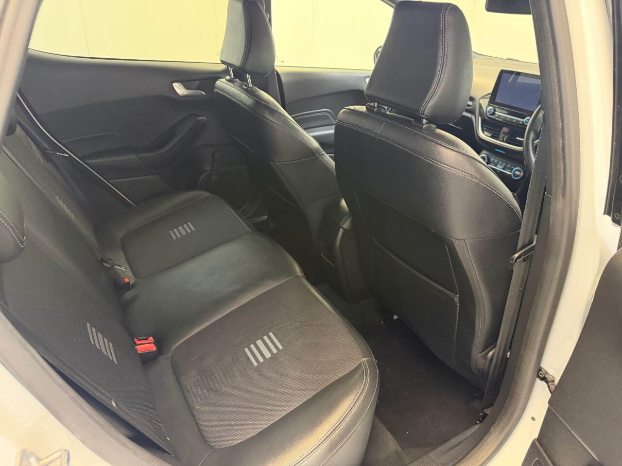Ford Fiesta view 20