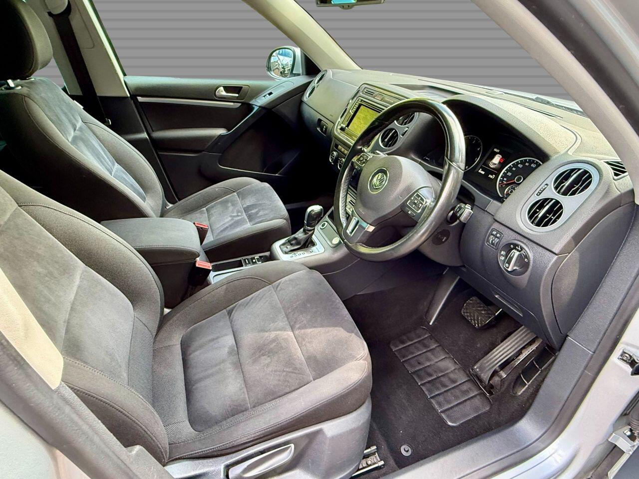 Volkswagen Tiguan view 16