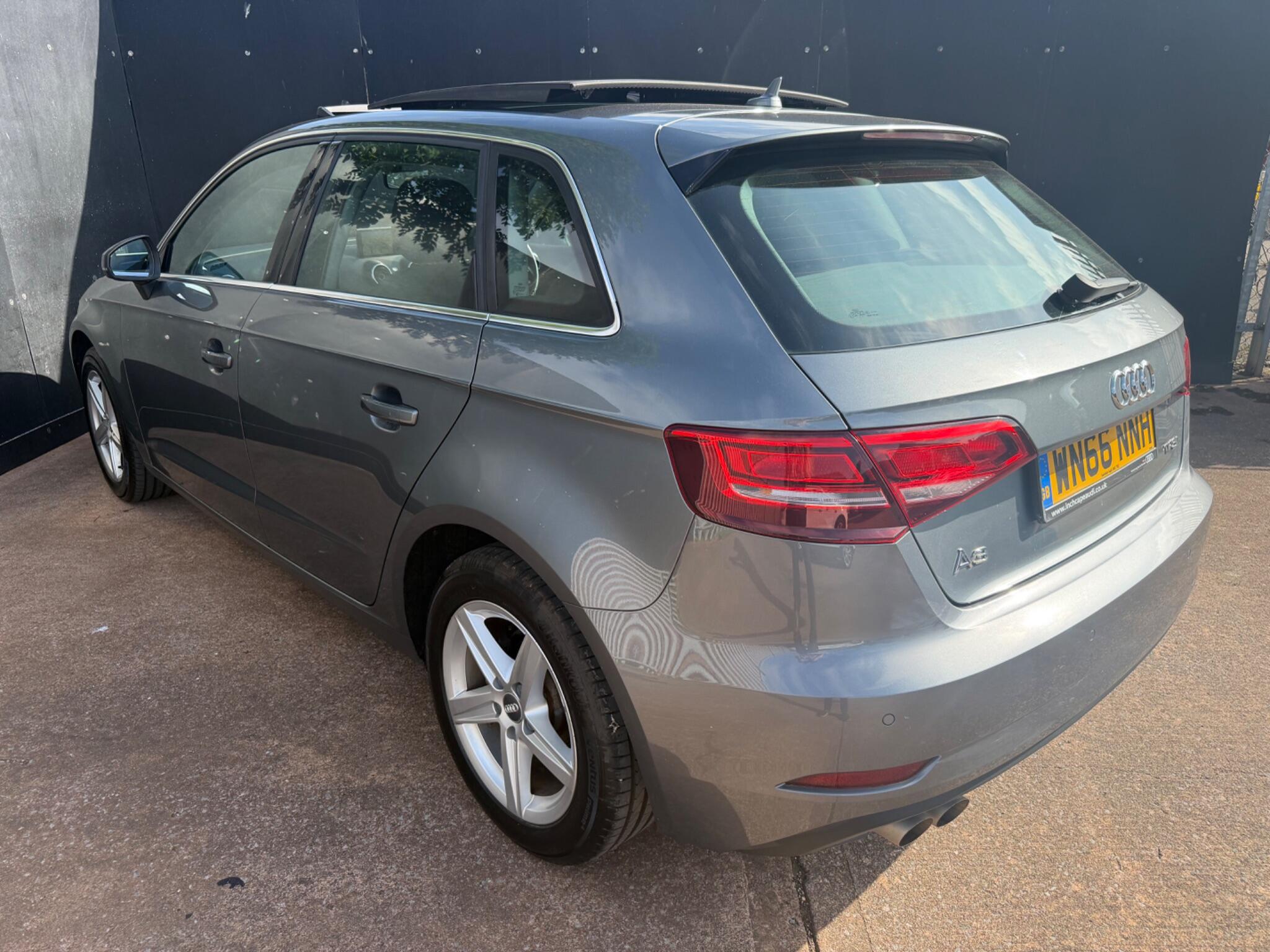 Audi A3 view 16