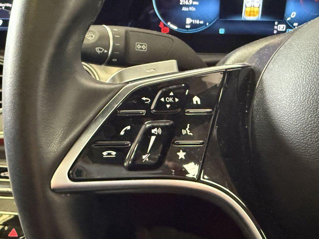 Mercedes-Benz E Class view 39