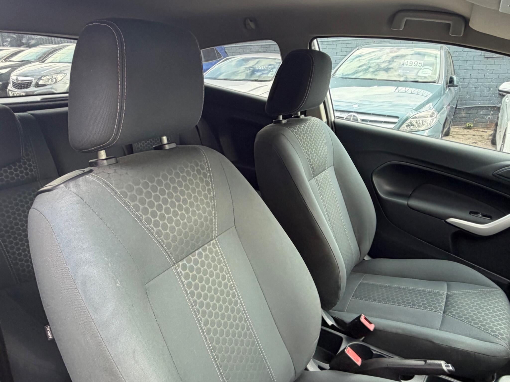 Ford Fiesta view 12
