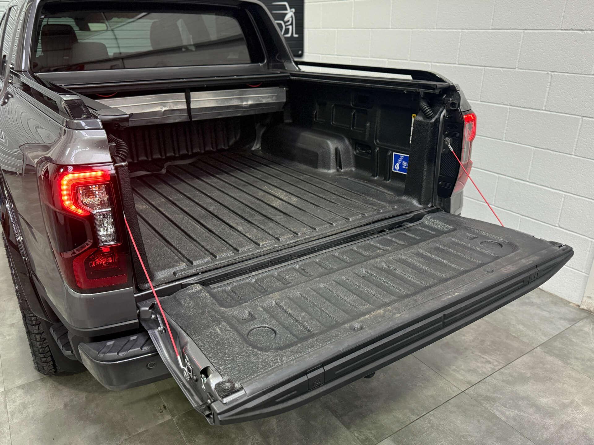 Ford Ranger view 25