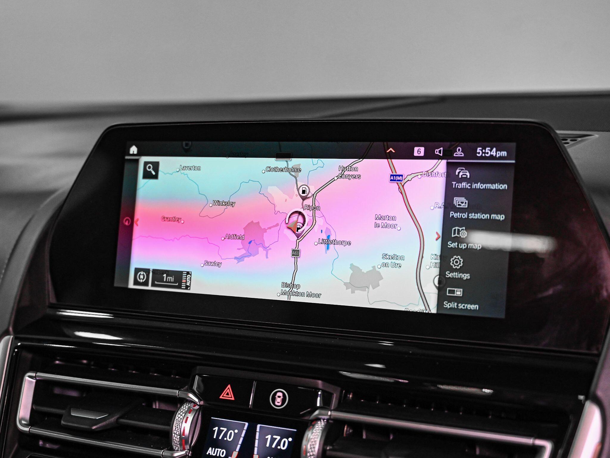 BMW 8 Series view 12