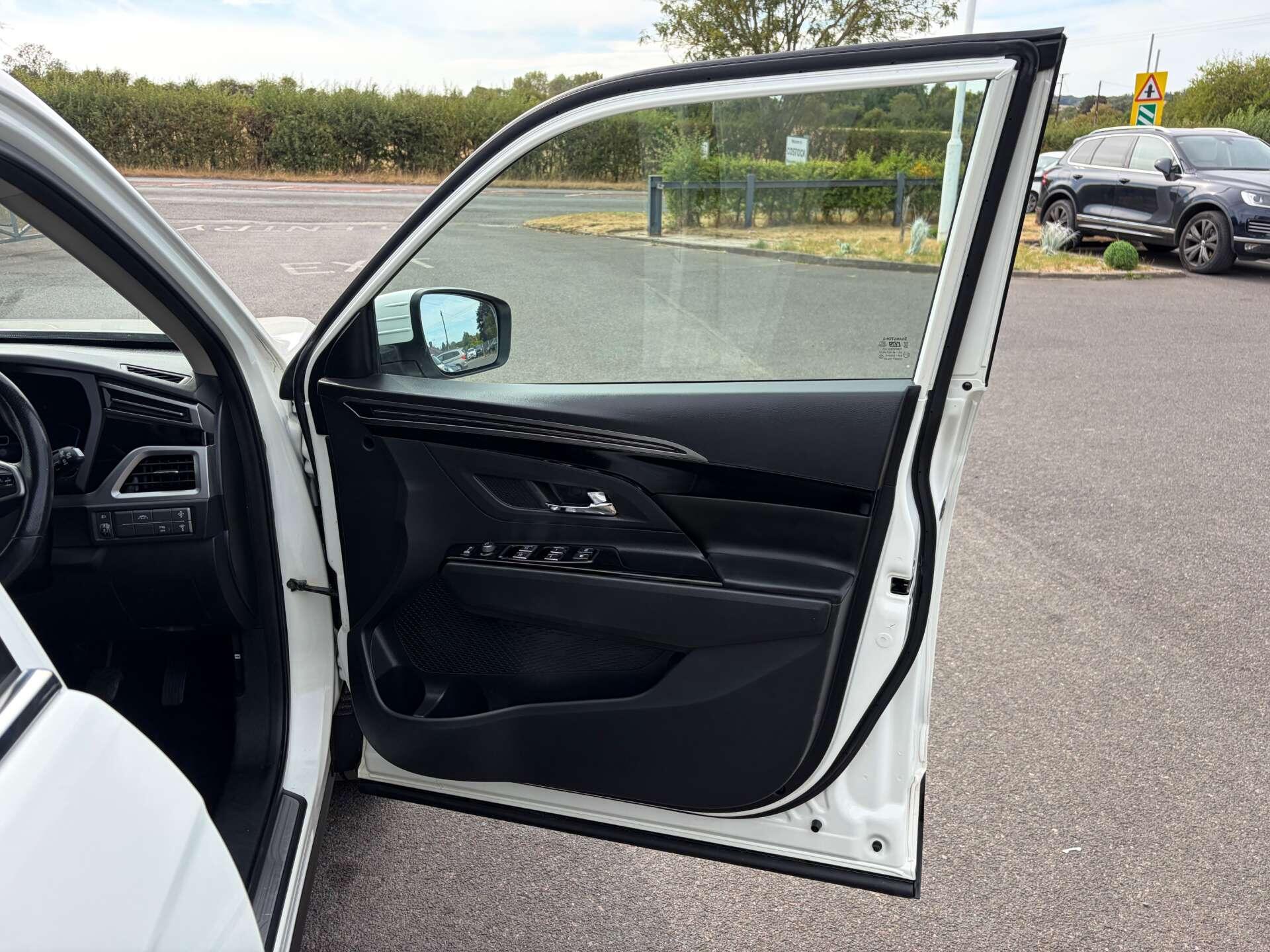 Ssangyong Korando view 34