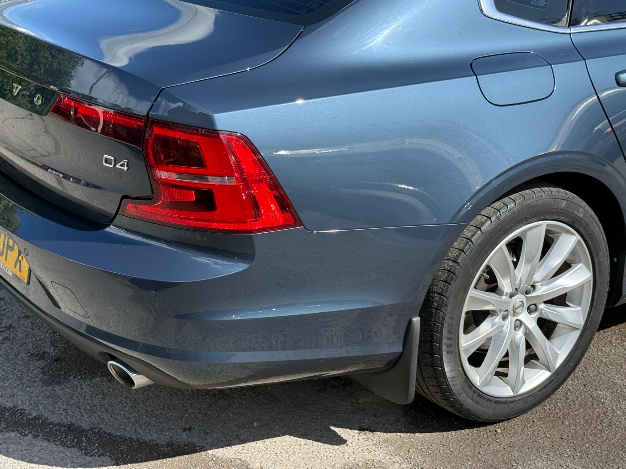 Volvo S90 - Image 26