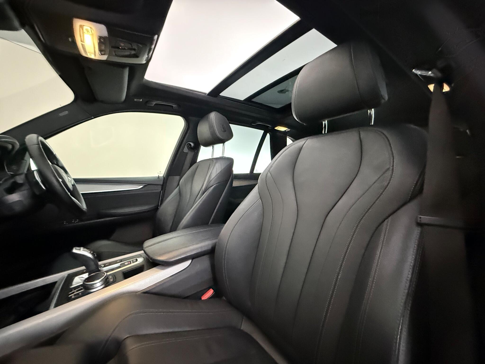 BMW X5 view 33