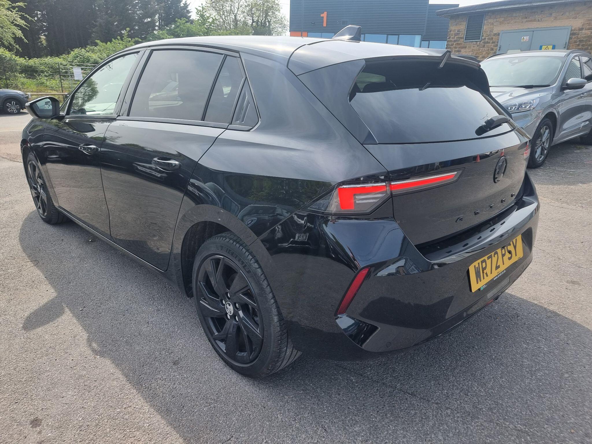 Vauxhall Astra view 5