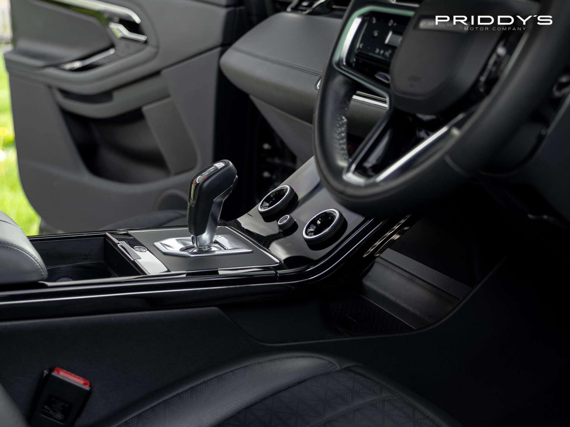 Land Rover Range Rover Evoque view 38