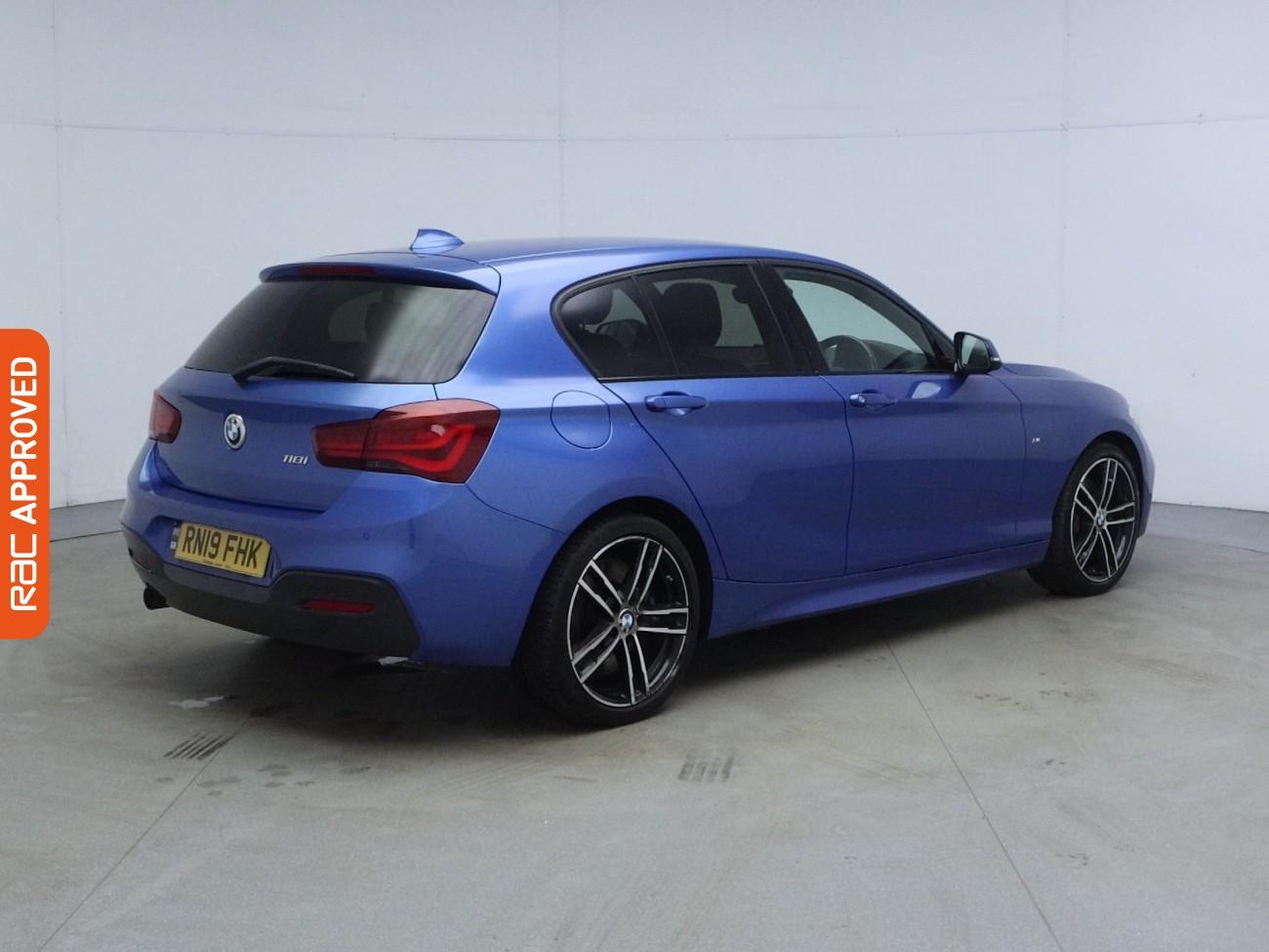BMW 1 Series view 29