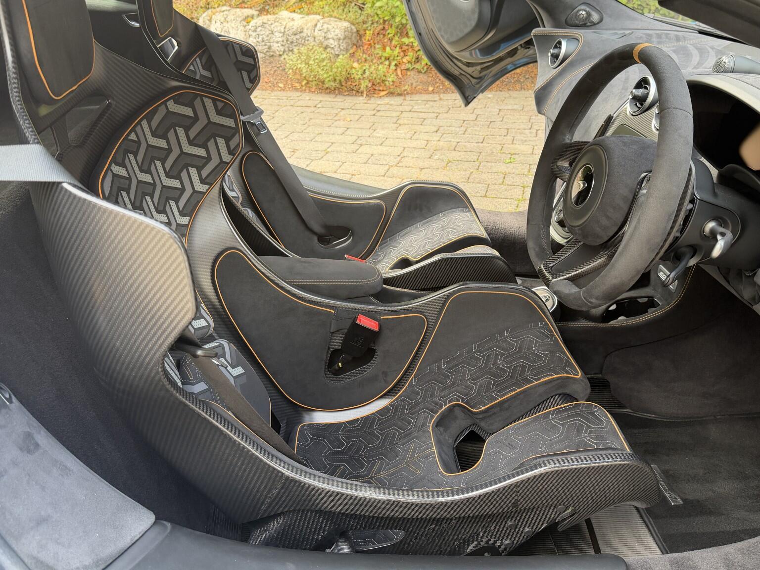 Mclaren 600LT view 21
