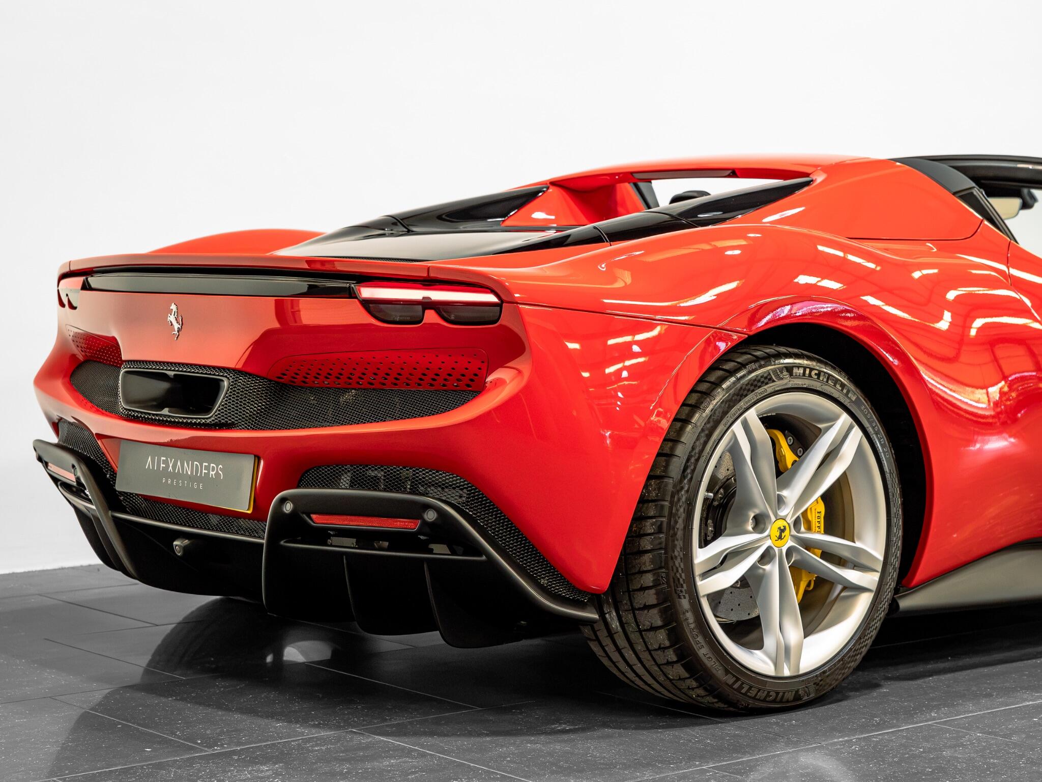 Ferrari 296 GTS view 14