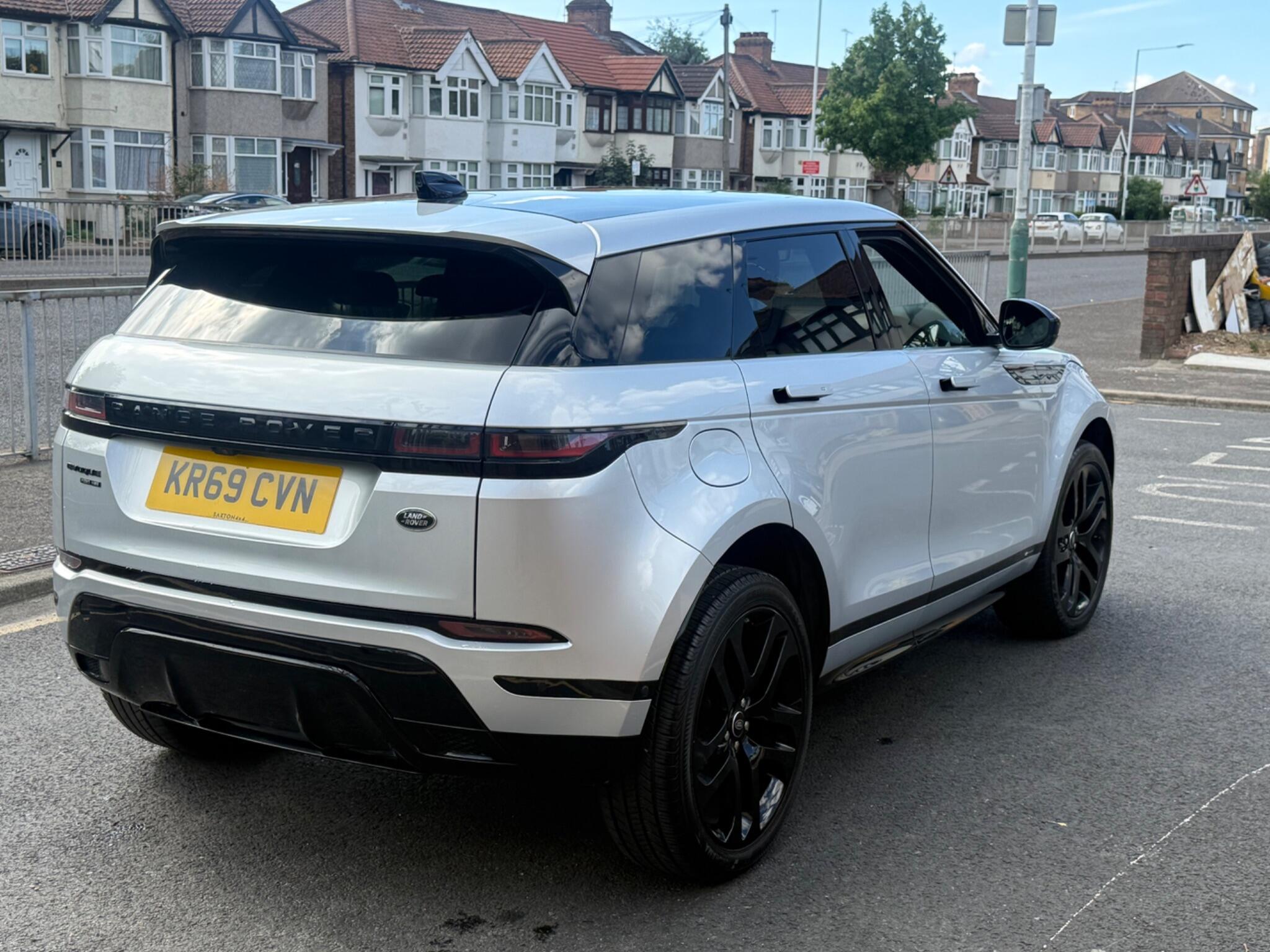 Land Rover Range Rover Evoque view 4