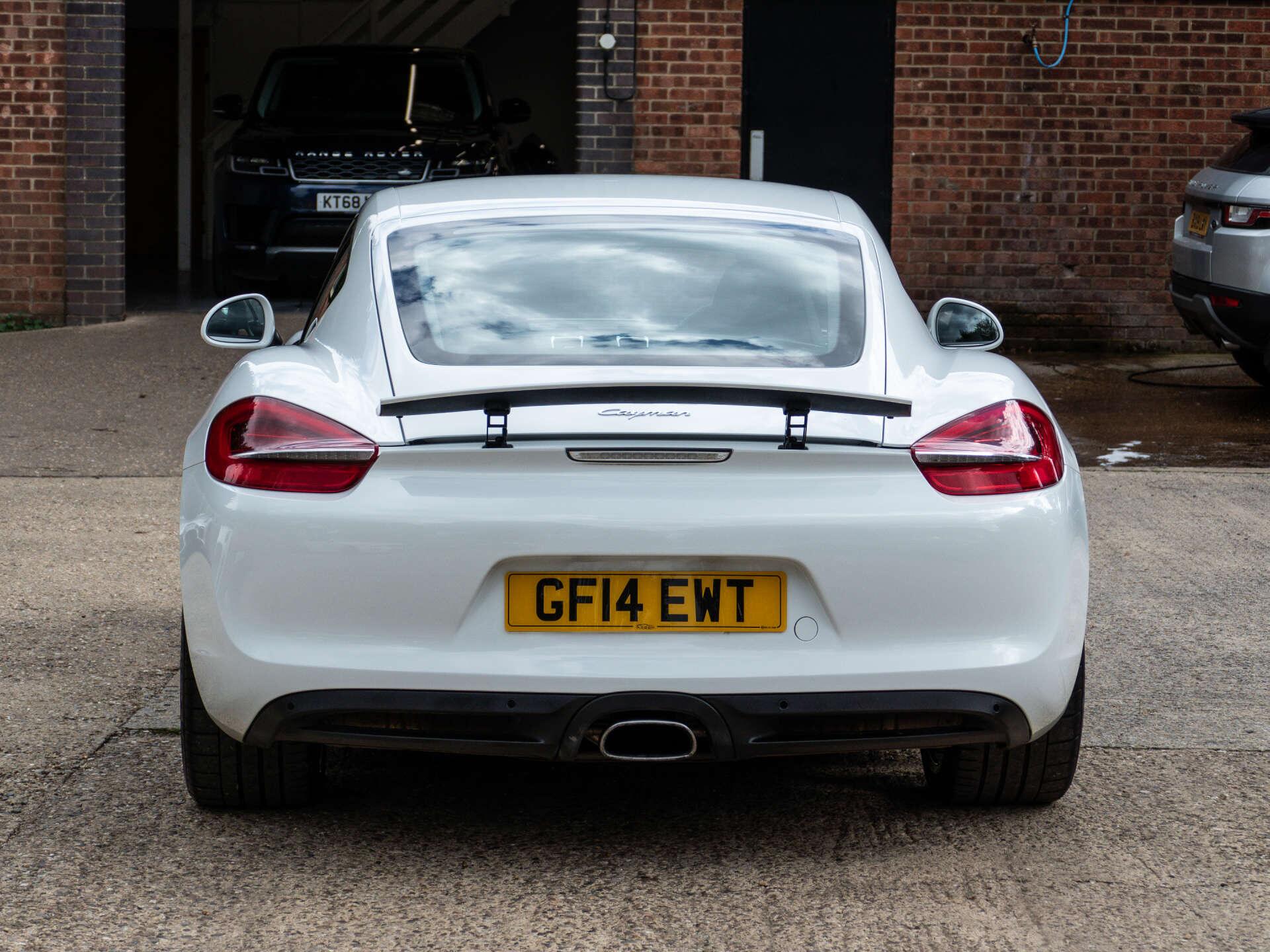 Porsche Cayman view 15