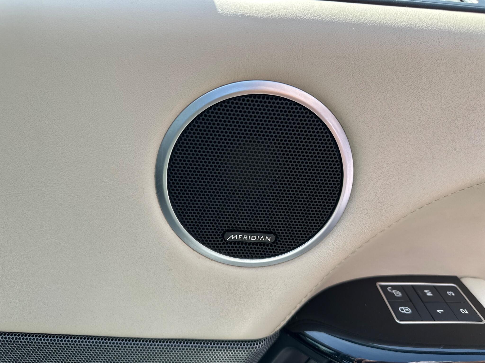 Land Rover Range Rover Sport view 19