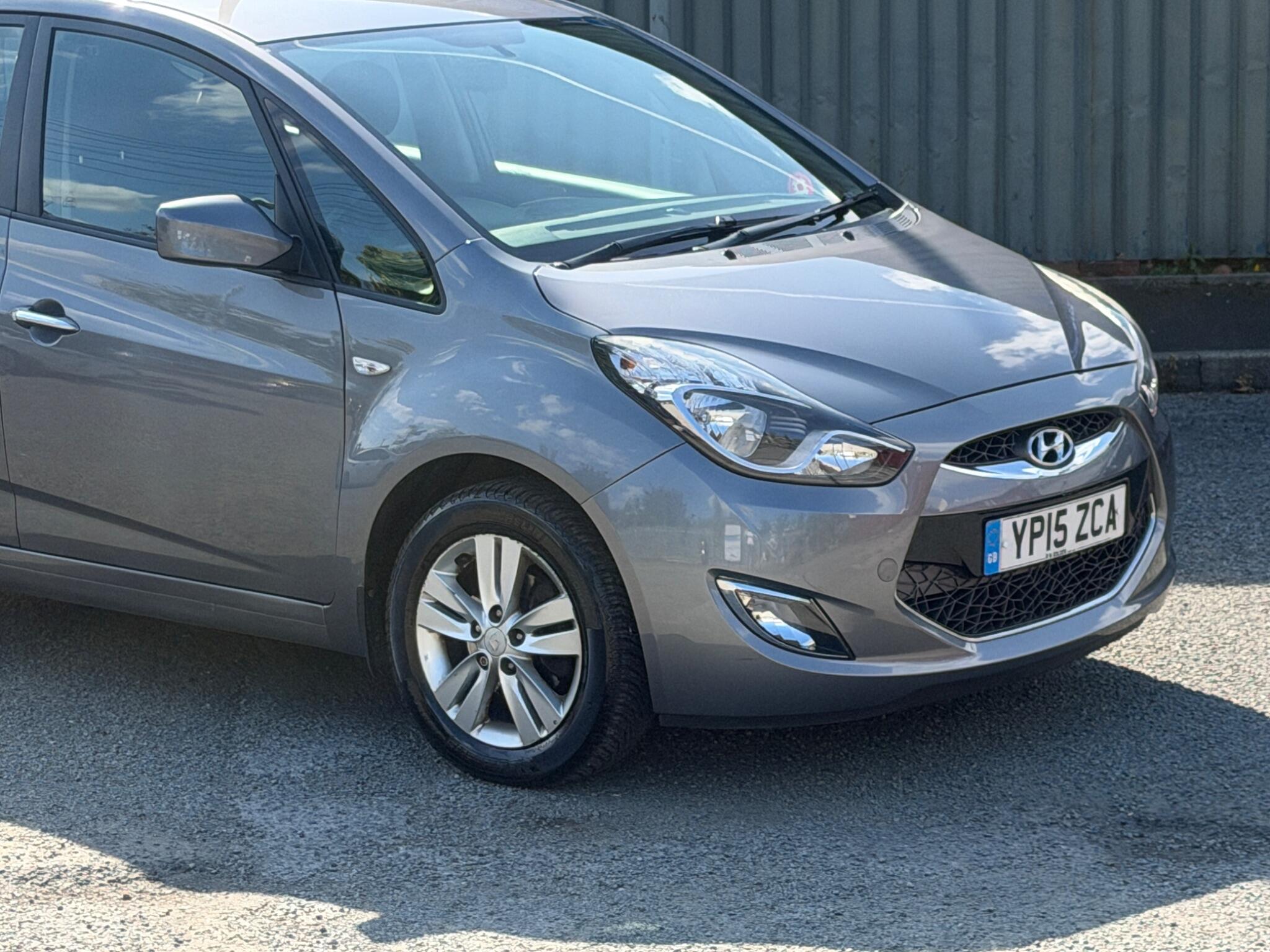 Hyundai Ix20 view 3