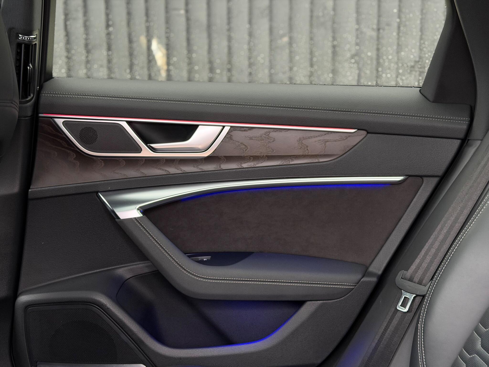 Audi RS6 view 47