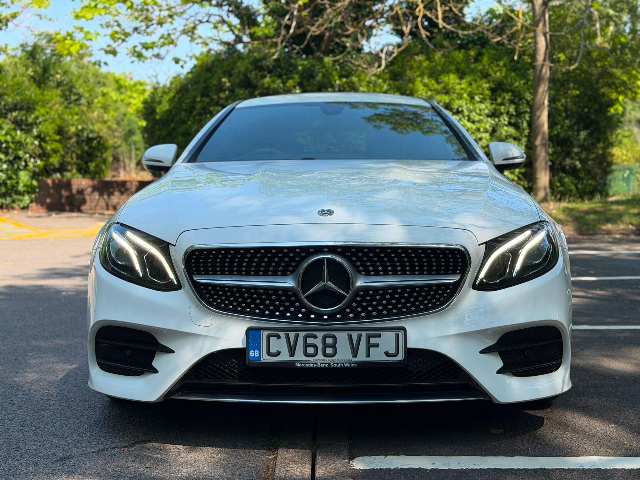 Mercedes-Benz E-Class view 9