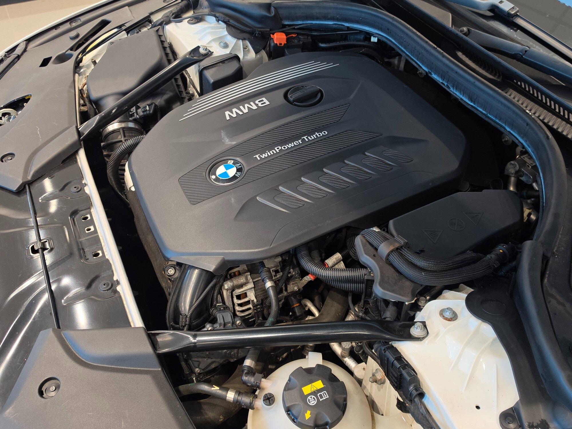 BMW 5 Series view 69