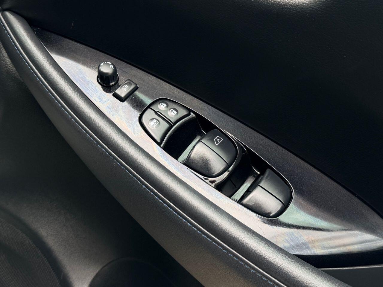 Nissan Leaf view 28