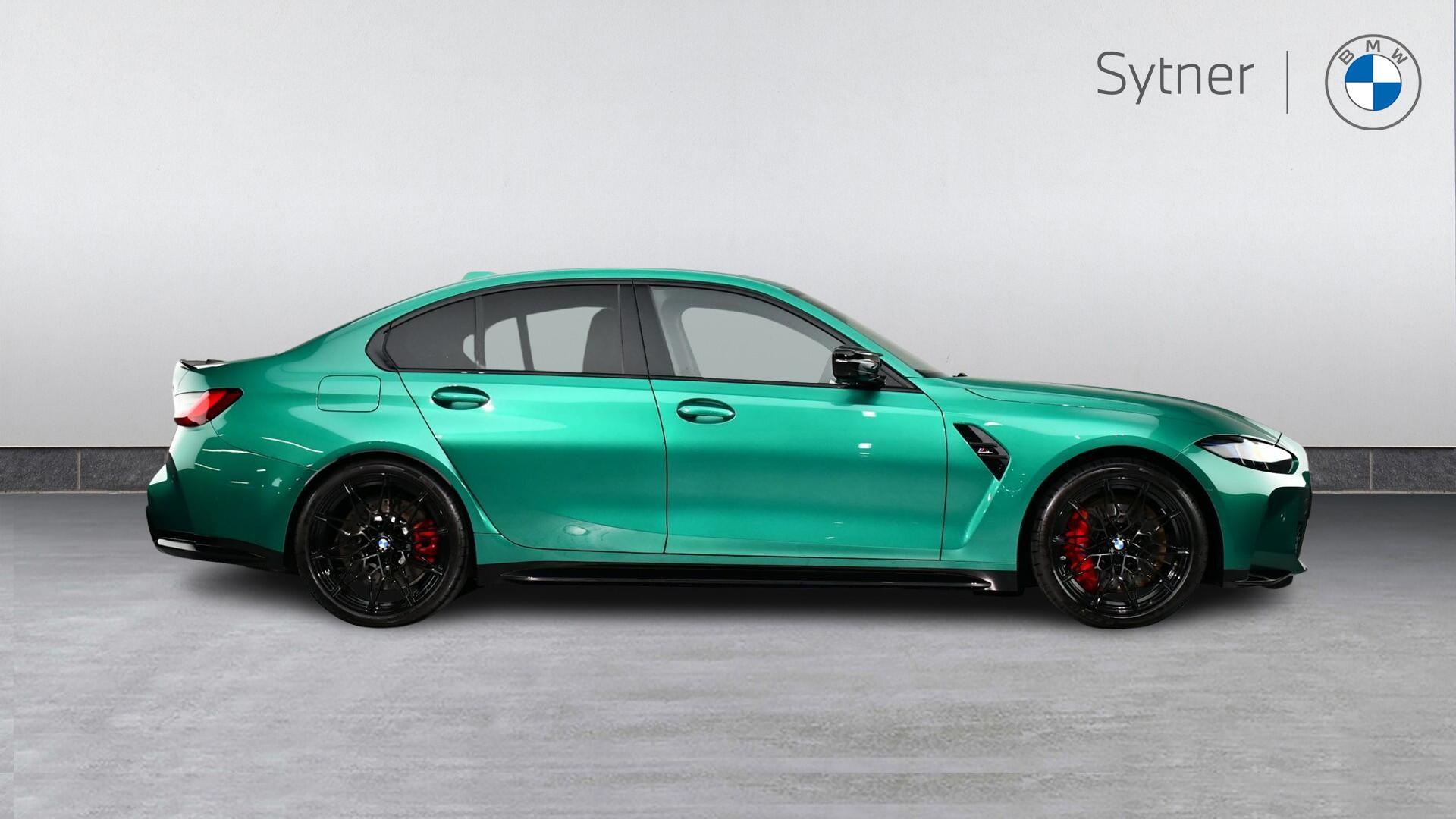 BMW M3 view 3