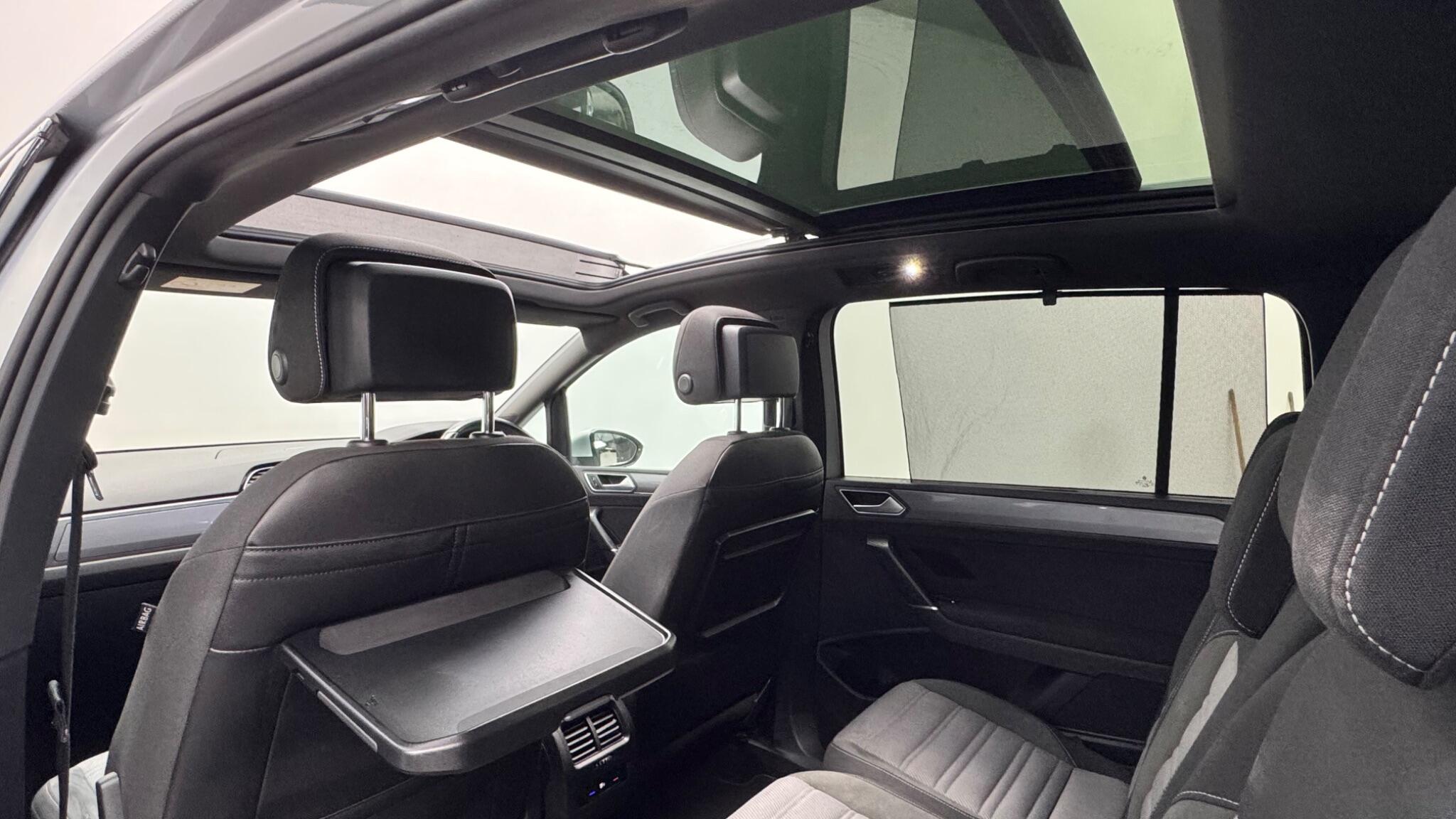 Volkswagen Touran view 55