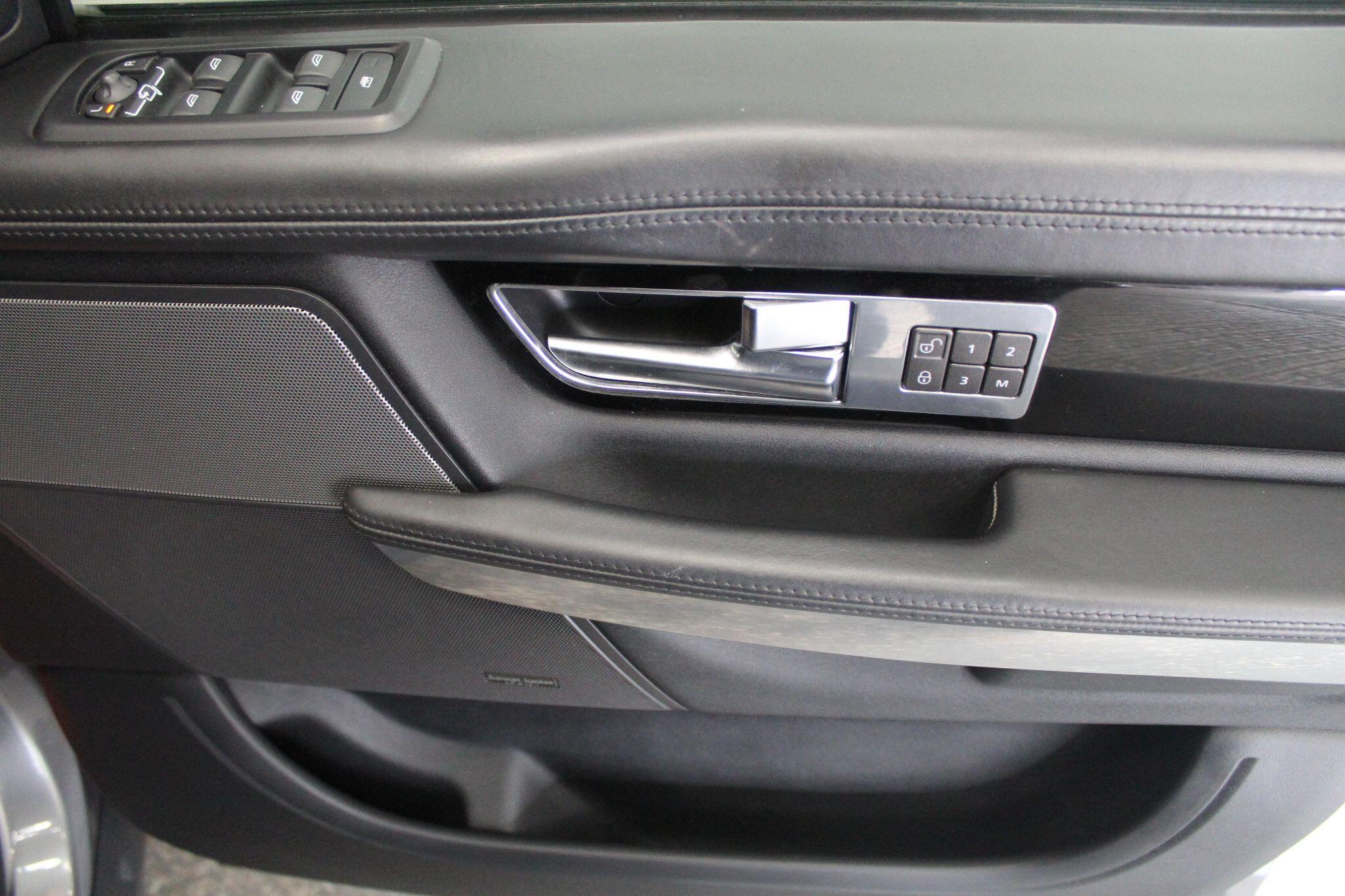 Land Rover Range Rover Sport view 48